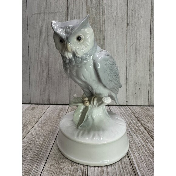 Vintage Owl Figurine Statue Standing On Branch Porcelain White Home Decor 6.5" - Picture 1 of 10
